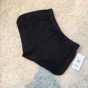 RVCA neverworn black shorts